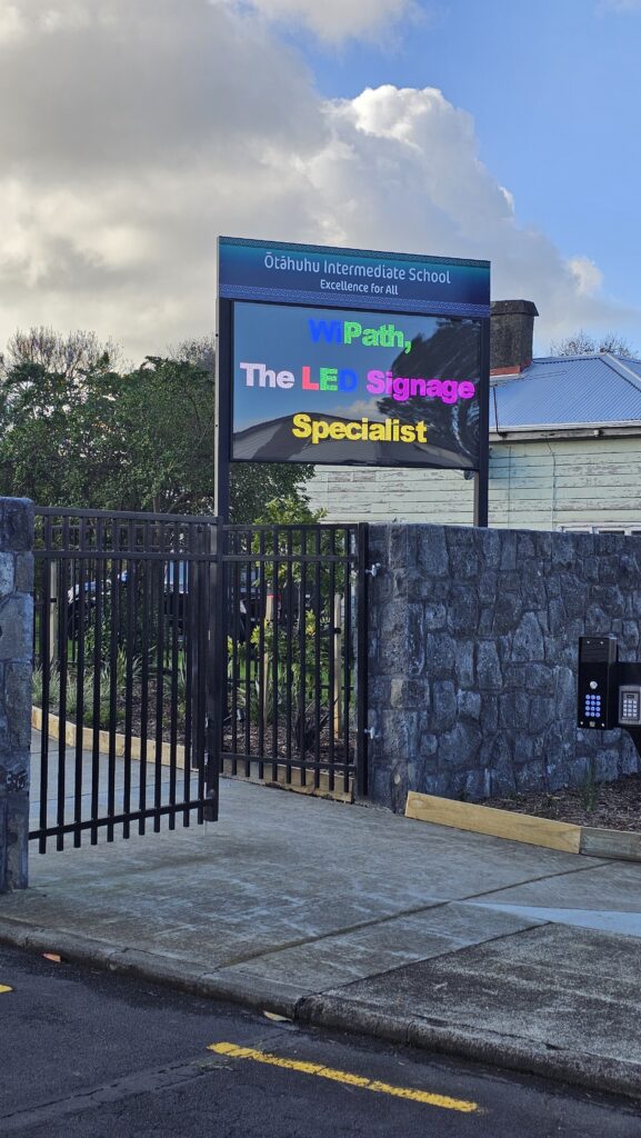 Otahuhu Int School Digital Led Sign